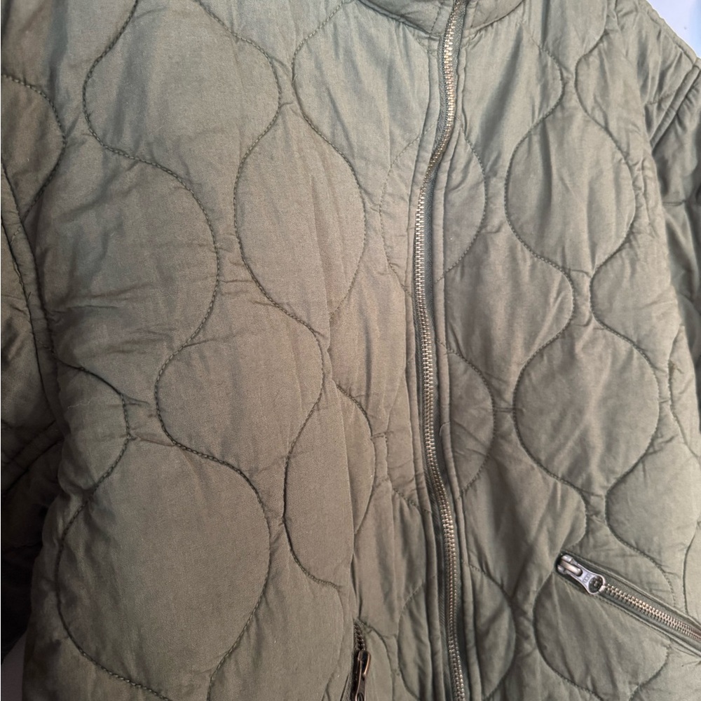 Olive Quilted Jacket - Picture 4 of 10